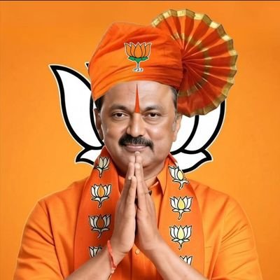 Kavya_tvk's profile picture. முருகா 🍃✨