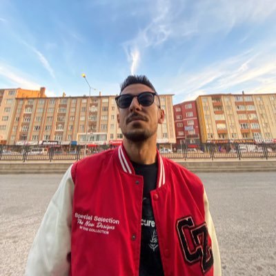 atmnlii's profile picture. Bu gezegende sıkıntı var.