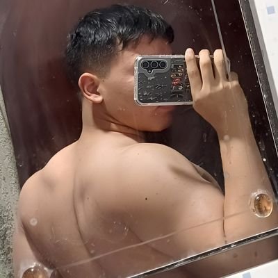 juniiorrojo's profile picture. 🎧
amo cantar, amo la música  🎛
Comunica.. Y Publicidad 💵