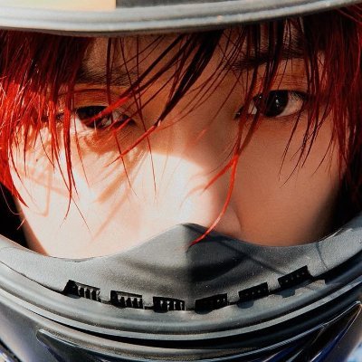 eternallycoded's profile picture. hi im clar  - 20 -  🧷
𖥔 ݁ ˖ִ ࣪𖤐.ᐟ 
uhh idk i just like txt
i dont really post anything cause my social anxiety applies to social media too apparently  😭