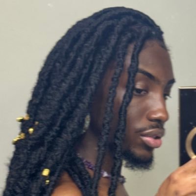 juicy_aquarian's profile picture. and ain’t nothing fake about that 😚