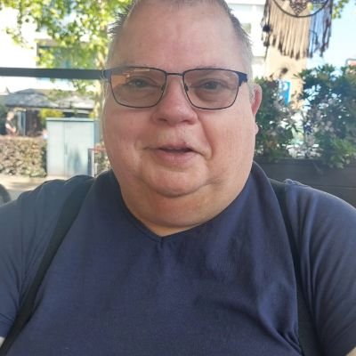 elproppo's profile picture. Noordhorner,houdt van veel ongein,dus alles met een korreltje zout, levensgenieter, manusje van alles. werkt bij Exosens, getrouwd met Myrna en opa van..