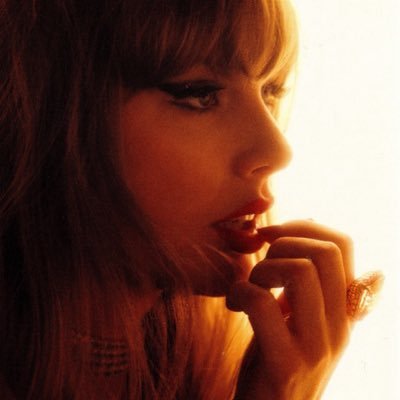 emlovesmaroon's profile picture. ⋆ ˚｡⋆୨୧˚#1 maroon stan | fan account | the eras tour toronto n4 🫶🏼 | heard mr. perfectly fine x better than revenge & state of grace x labyrinth˚୨୧⋆｡˚ ⋆