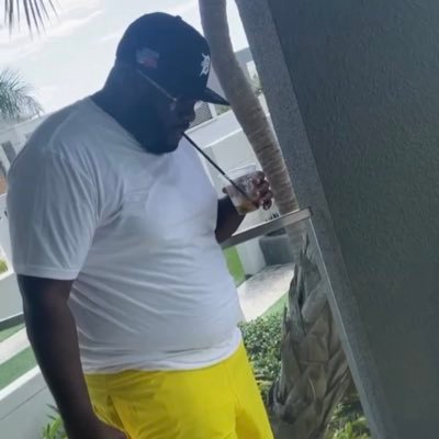 Geraldwall87's profile picture. 