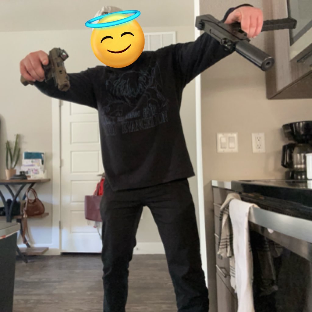 thnoobert's profile picture. gamer, felon, Catholic. choose kindness