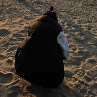 COD1128061's profile picture. 🩵@mona_CoDm ✌️@jinjin11337 ❤️‍🔥@Et3rx_X 👊@LLem_codm 後輩@Ray___1o_o1 👶＠Metogaiji3_ 😎 @ghty13570726 🚯 @TANA48333