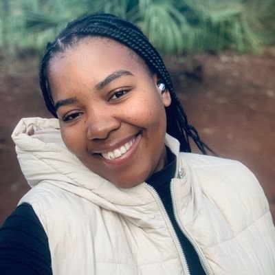 MbalenhleSacolo's profile picture. ||broken girls blossom into warriors 🦁🔥||