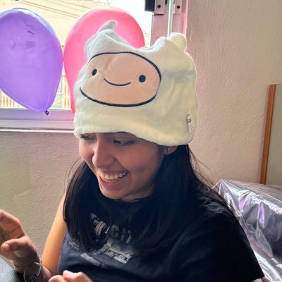 fer_labas's profile picture. this is fer trying