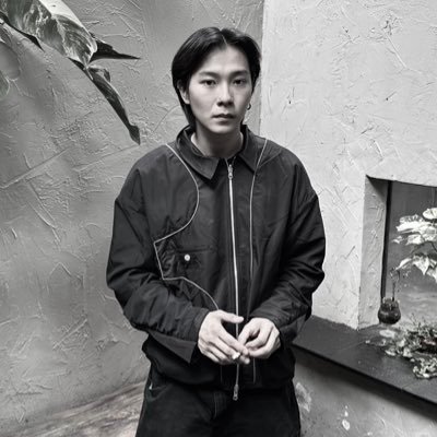 J7starzzz's profile picture. .