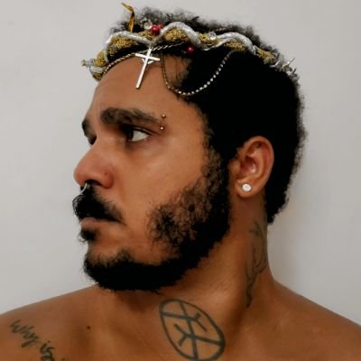 1acachorraquent's profile picture. Voltei pela força da fofoca até o Elon me expulsar

Canto, cabelo y pinto