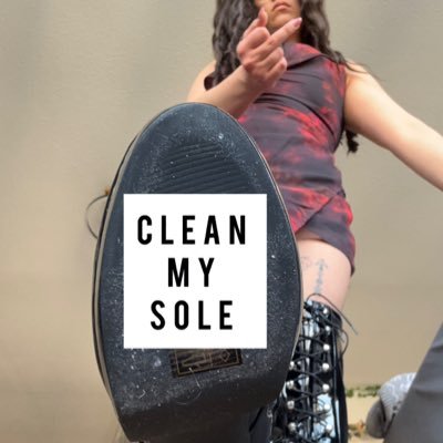 Zoey_wolf7's profile picture. 🪭Asian foot Goddess🪭| EU: 40 | US 8 | Dominant 😈 Write for customs❤️‍🔥Sub to my free OF NOW❤️‍🔥 https://t.co/BddaGPsdOZ