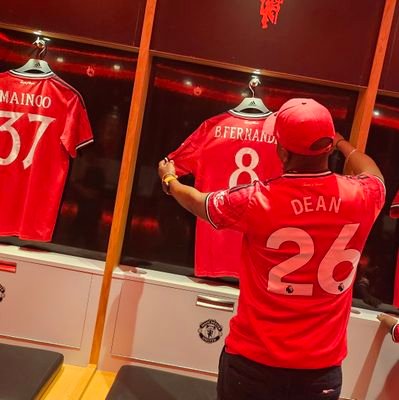 Kanunguprince's profile picture. #MUFC 🔴 | #HalaMadrid ⚪ | #ForzaNapoliSempre 💙 | #Byebyo ✌ | #VisitKanungu | #VisitUganda