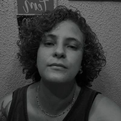 caldinhodsururu's profile picture. Juliana Oliveira // me camuflo nessa rede pra reclamar da minha vida em paz e me distrair com futilidades 🤷🏻‍♀️