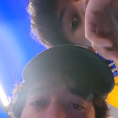 eduardooooon's profile picture. hello, you🦦