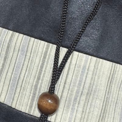 Yocto_'s profile picture. 生きていたくはない30↑︎︎ 🚺/ヒプマイ獄⚖️中心💜🩶箱推しHYPSTER会員/ツイステ🐙🐉⚔️/仮面ライダーＷ大好き/遙か初代/色々やるし色々急にやめる長い付き合いの友人居ないお察しBBA