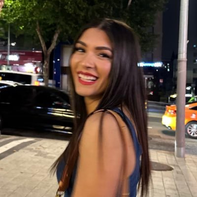 sharenoemie's profile picture. 