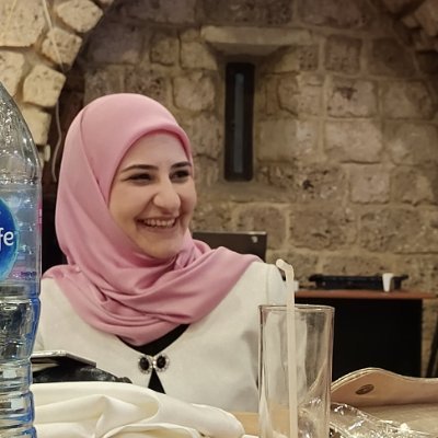 BatoulRebai's profile picture. “Be not inhospitable to strangers, lest they be angels in disguise”

♊🎹