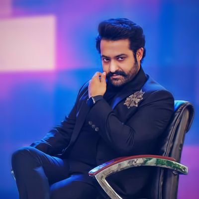 ShanwazMohammed's profile picture. my idoils  JR NTR 💙 , MS DHONI 💛 , JOHN CENA ❤️ movies lover &cricket lover , Playing with kids  😉