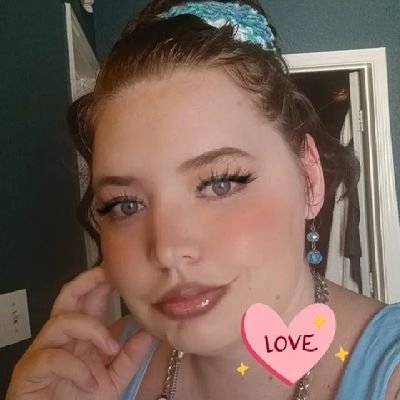 KatieEr90858391's profile picture. Owner of Crochet4Hope Living my best life. Keep trying and never give up on your DREAMS!!