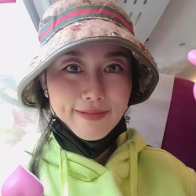 jungcatgirl7's profile picture. 저는 골프를 치는 걸 좋아해요 🏌️‍♀️ ⛳️