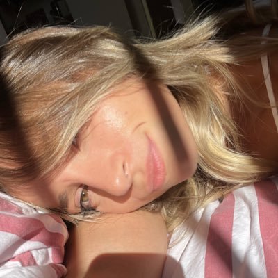 cloedesse's profile picture. soy una Motomami 🦋