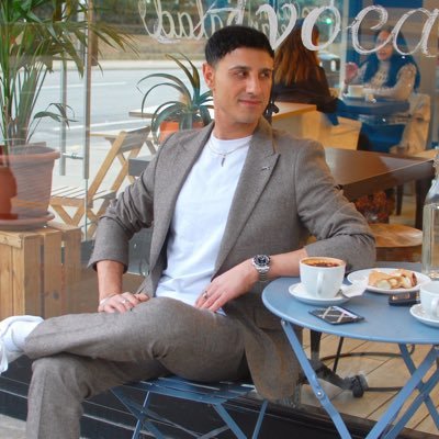 AlexMicMac's profile picture. Private Investor. LFC Fan. AV Crew. ONDO Maxi 🐺 Live in 🇬🇧 Family 🇨🇾 Also speak 🇫🇷 🇪🇸 Learning 🇸🇦