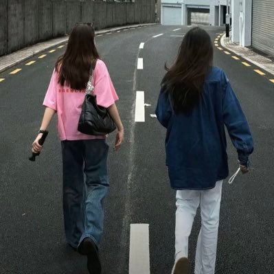 shqin118165's profile picture. 