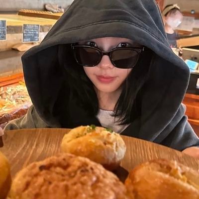 aenergyblu_'s profile picture. EXO 🩶 127 💚 DREAM 💚 Haechan 🐻 Karina 💙 aespa 💜