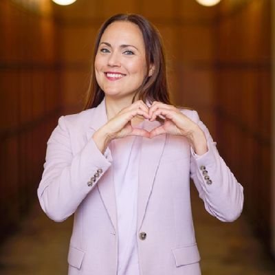 vivianamartinv's profile picture. Forex Trader 📊🌎
Advertising/Marketing💰
🎖️Financial Advisors
📈Cryptocurrency 
5-day payout 💰💬