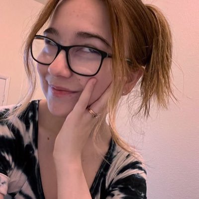 Rosehannah46903's profile picture. 
