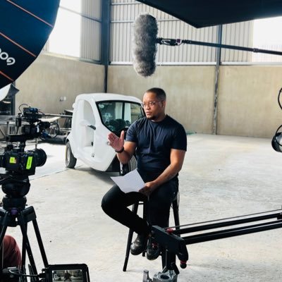 feziledhlamini_'s profile picture. engineer-ing. quantum. quantum. | golf | tech | books | financial models | DCom Advisory Board | rare alchemist | design