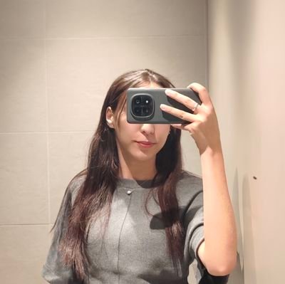 merykm3's profile picture. Software engineer  👩‍💻
Coffeeholic ☕