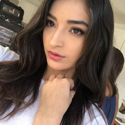 JaymeC47597's profile picture. 