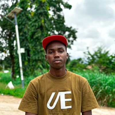 worksofwyzewyte's profile picture. I design brands that don’t just look good, they make people want to pay more.
To work with me 👇
Send a DM or email: wyzewyteagency@gmail.com