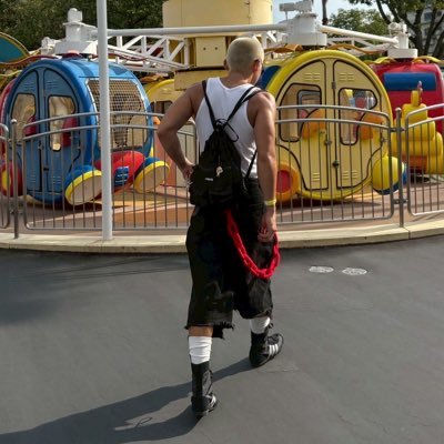 meovv18_'s profile picture. 175cm 甘党 吸わない。飲まない。🐈ISTP-A よく頭にバンダナ巻いてます