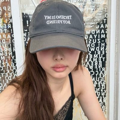 rayofhae's profile picture. alter ego ni @nxshmra