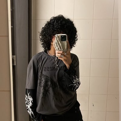 vxxcal's profile picture. 