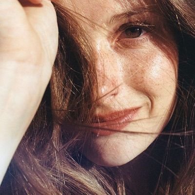 TheseHairFalls's profile picture. @f4feral 🦋