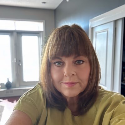 CathyCgable92's profile picture. Alberta conservative | Standing up for fairness, facts & freedom.