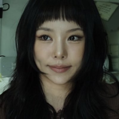 wh4eein's profile picture. written by jung wheein ⟡ ݁ . ⊹ ₊ ݁.