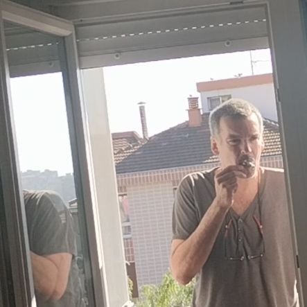ivanmar33481823's profile picture. 