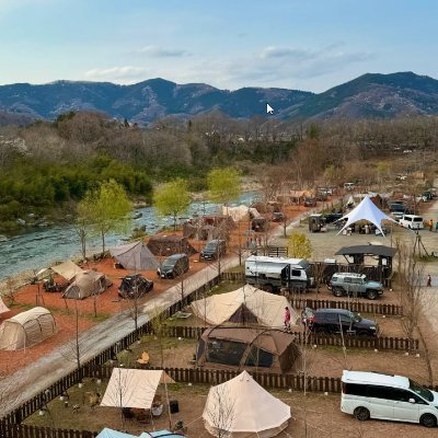 Sato74728's profile picture. 大自然の中で過ごす時間が大好き。星空を見上げ、焚き火の前でゆったりと過ごすひとときは、心のリフレッシュになる。キャンプは私にとって、心を開放する最高の方法。