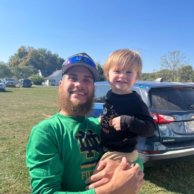 CBthekid24's profile picture. Card Collector  🐾Dog Dad  📍IN