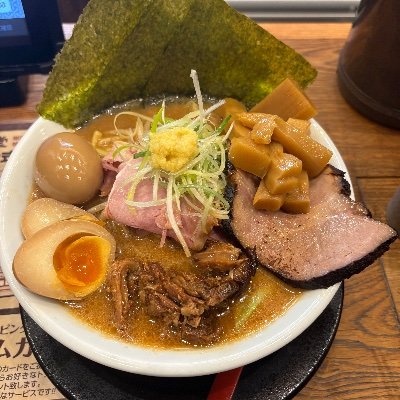 7viQAeqZvs0DgbD's profile picture. 