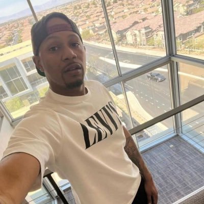 grindmind23's profile picture. 🗣️wake up everybody no more sleeping in bed..