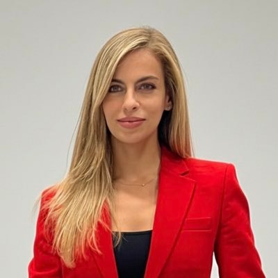 RoARodriguez's profile picture. Periodista. Curiosa, en continua búsqueda de historias ✍🏻 Cuenta personal.