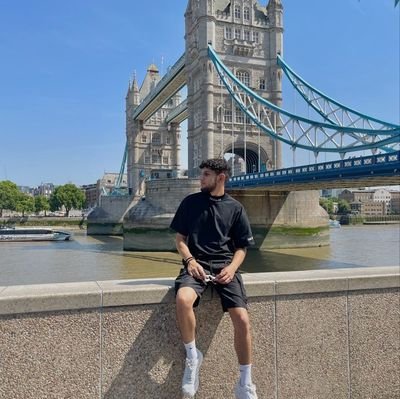 hggggvgub's profile picture. Not lucky, just disciplined.