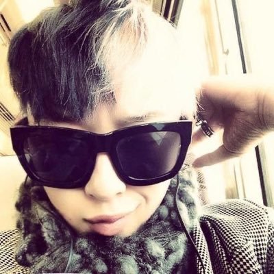 jiyongfodao's profile picture. Gdragon disputando comigo pra ver quem é mais embaçado