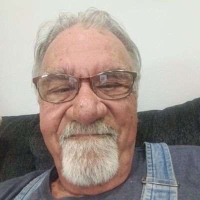 DennisBenc59152's profile picture. 