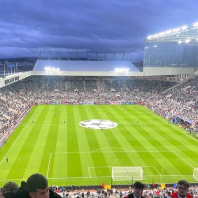 epatoq's profile picture. Soci del Barça. 97 A vegades parlo de coses que no són el Barça